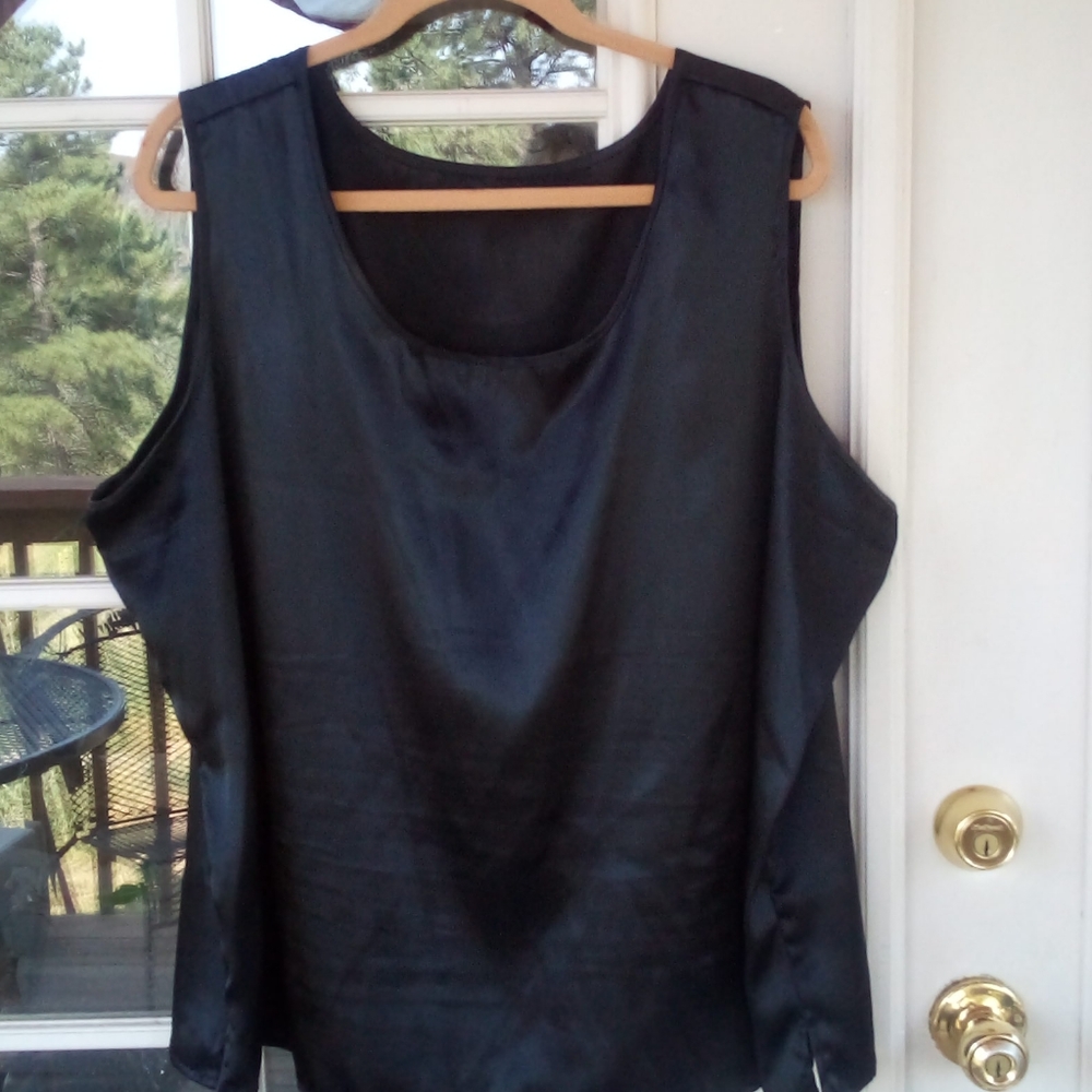 Black poly tank 3X?